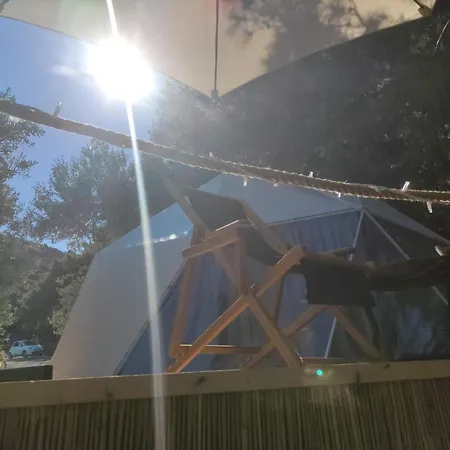 Dome Glamping Suits 롯지 포카