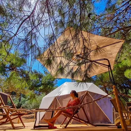 Lodge Dome Glamping Suits *