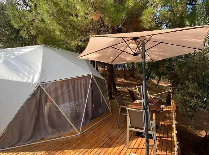 Dome Glamping Suits