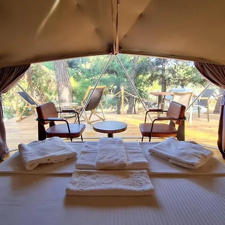 Dome Glamping Suits Orman Evi *