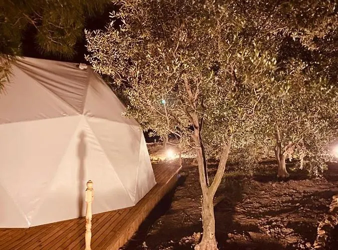 Dome Glamping Suits